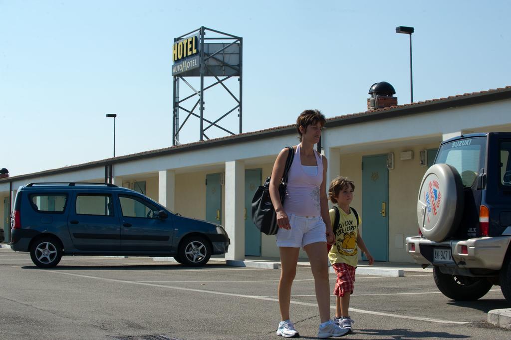 Autohotel Ravenna Buitenkant foto