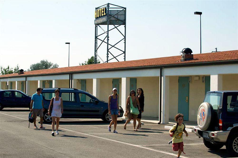 Autohotel Ravenna Buitenkant foto