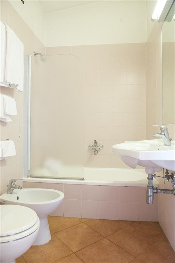 Autohotel Ravenna Buitenkant foto
